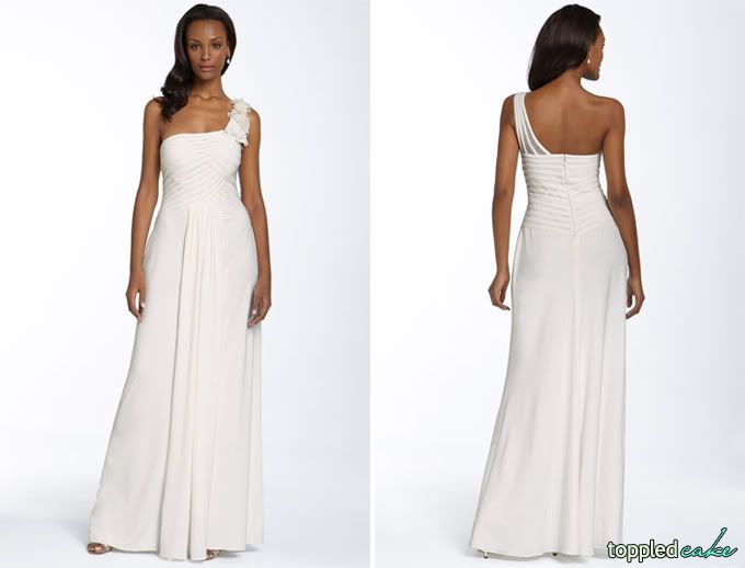 2010_09_affordable_wedding_dresses02.jpg