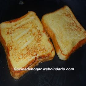 french toast- desayuno de pan francés tostado