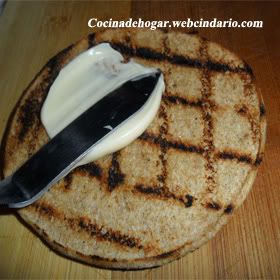 cómo hacer sandwich de atún
