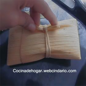tamales mexicanos de rajas con queso