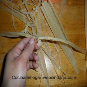 tamales mexicanos de rajas con queso
