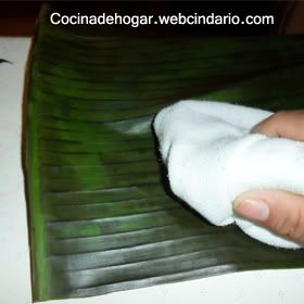tamales mexicanos en hoja de plátano