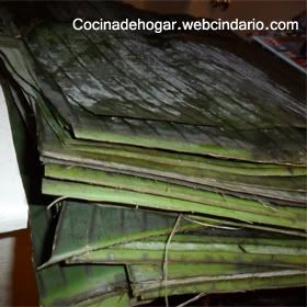tamales mexicanos en hoja de plátano
