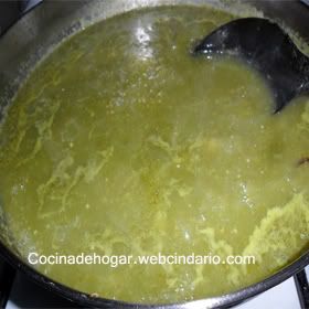 chicharrón en salsa de tomate