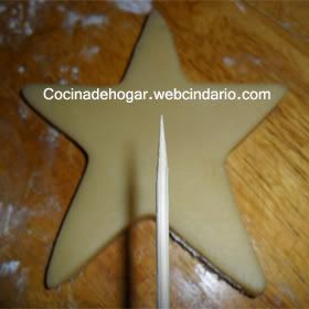 cómo colocar el palito a las galletas decoradas