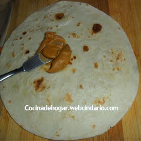 bocadillos con crema de cacahuate