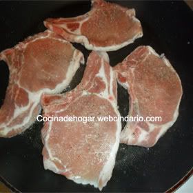 chuletas de cerdo en crema de champiñones