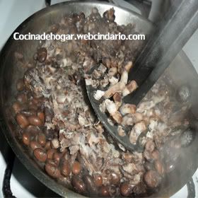 gorditas de frijoles