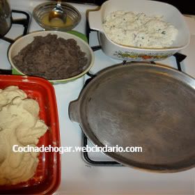 gorditas de frijoles
