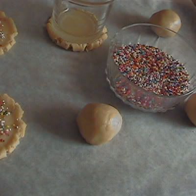 receta de polvorones de manteca-galletas con grageas de colores