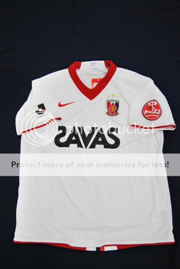 Urawa Reds 2009 Away Shirt J League  