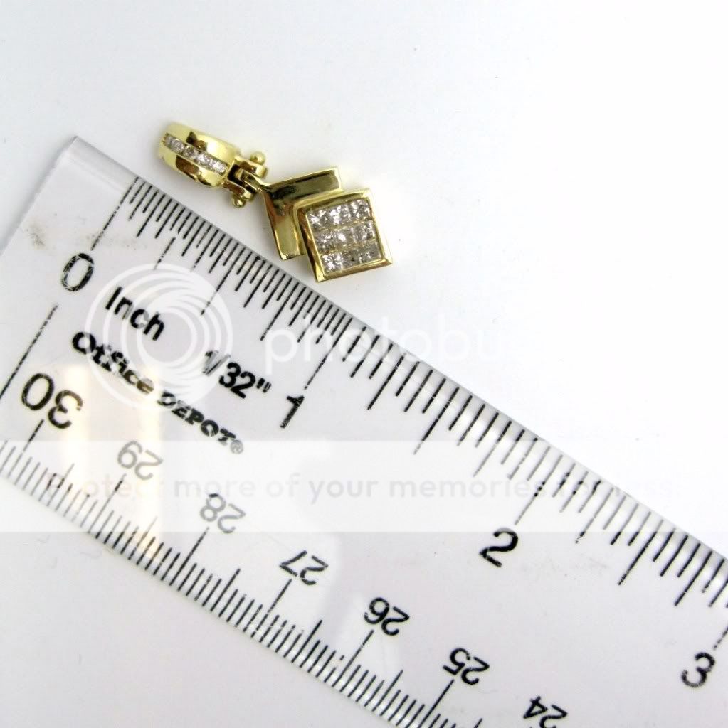 PRETTY 14K YELLOW GOLD SQUARE DIAMOND PENDANT  